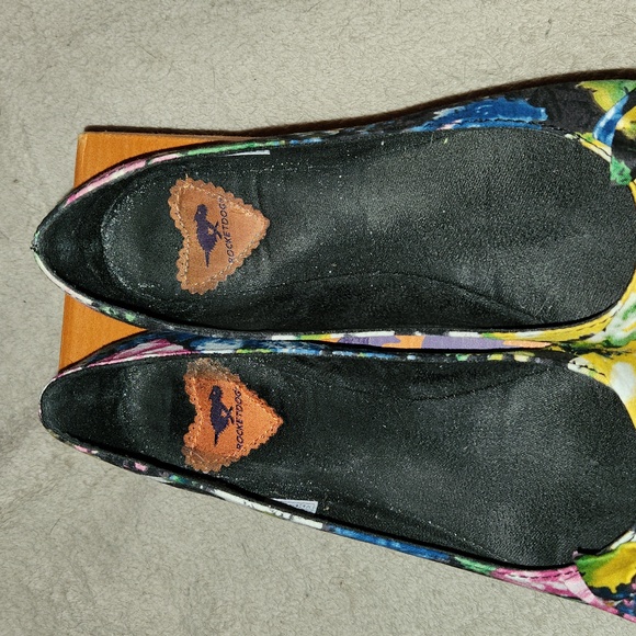 ROCKET DOG Floral Ballet Flats w/ bow - Picture 5 of 8